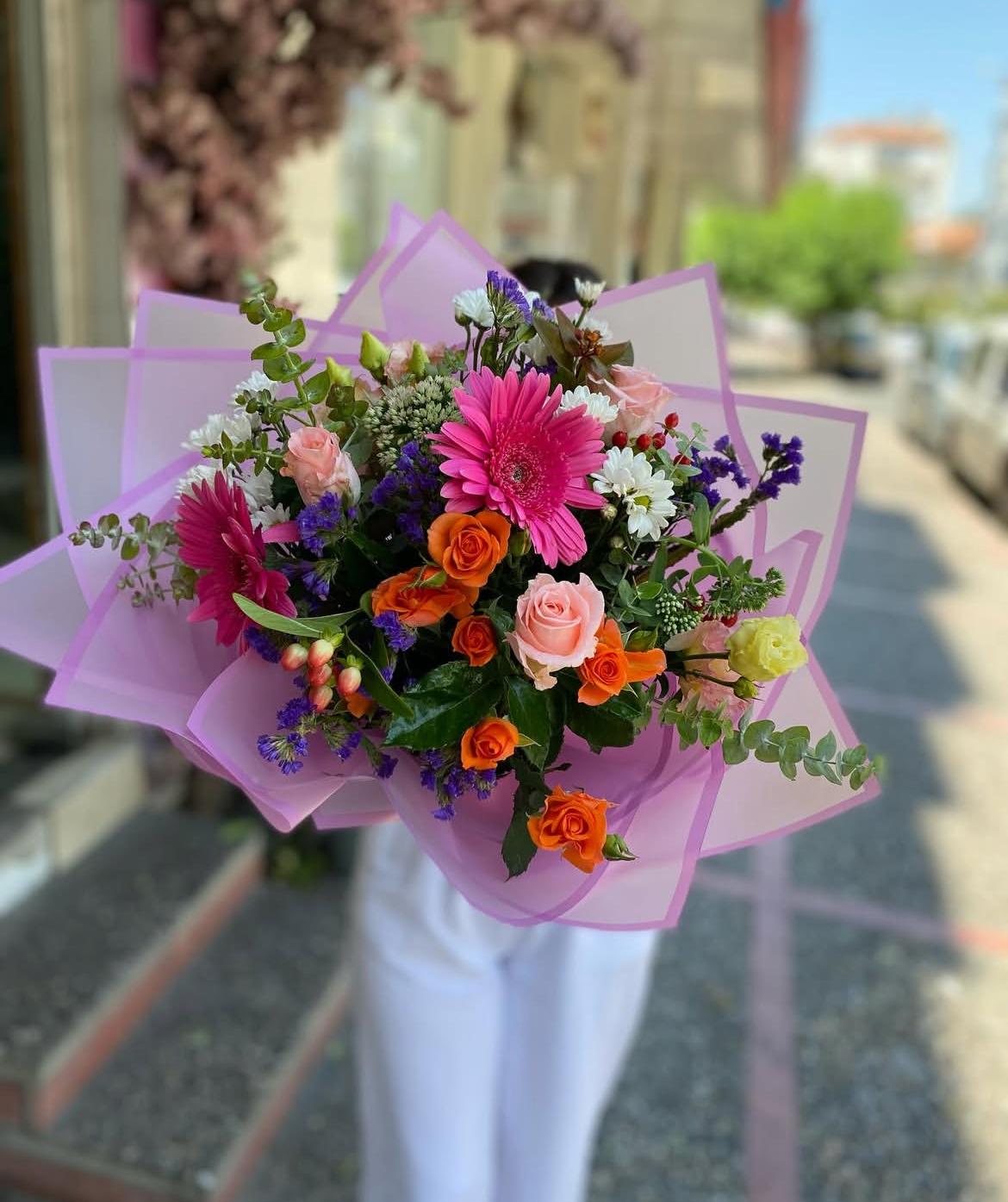 Pembe Ve Turuncu Gül Buketi