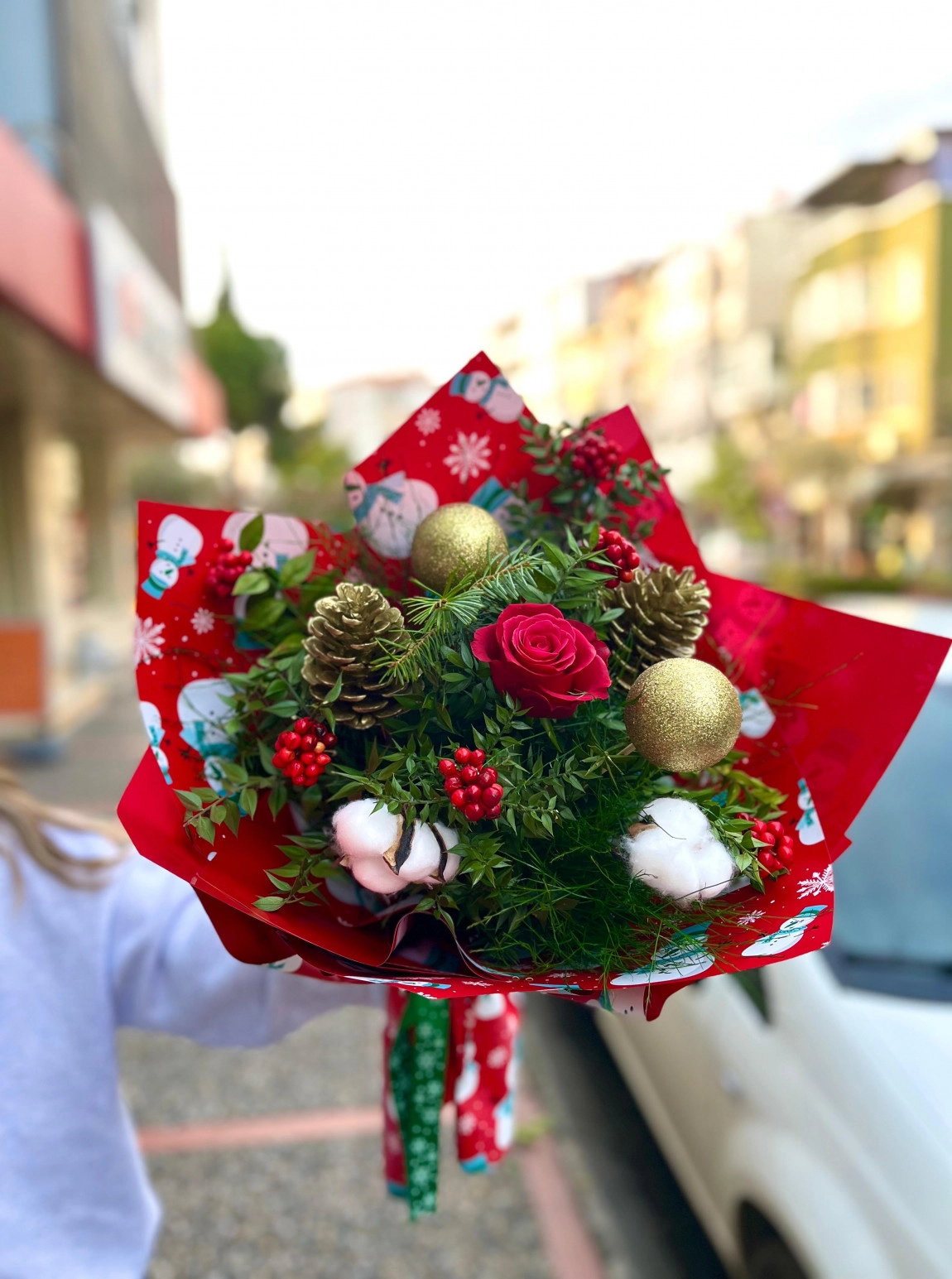 Süslü Güllü Kokina